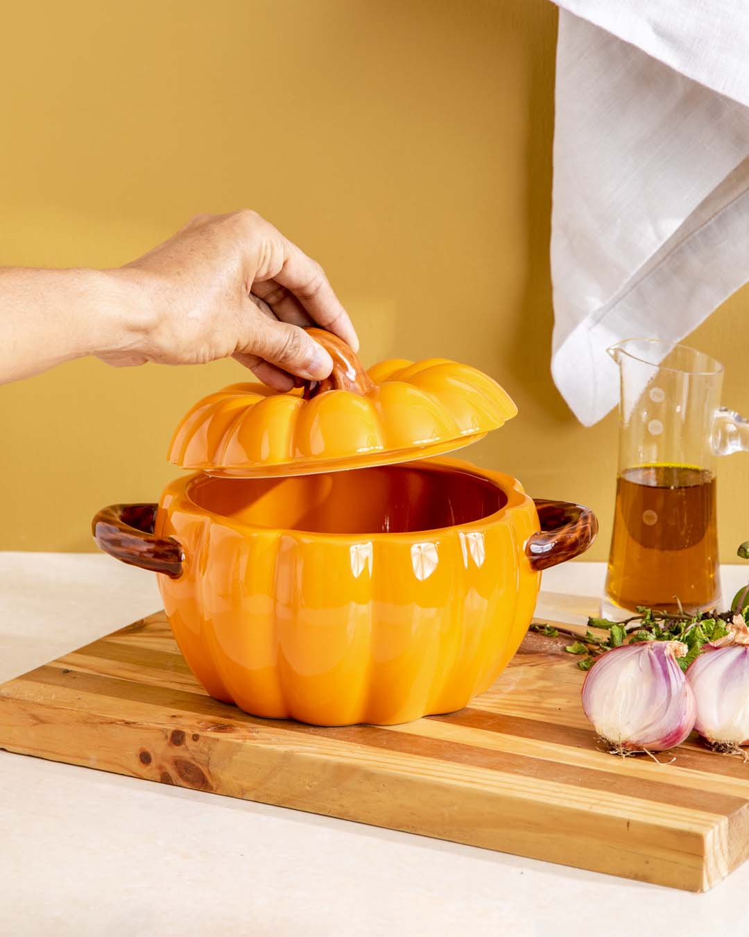 Pumpkin Shaped Ceramic Stew Bowl with Lid - Orange