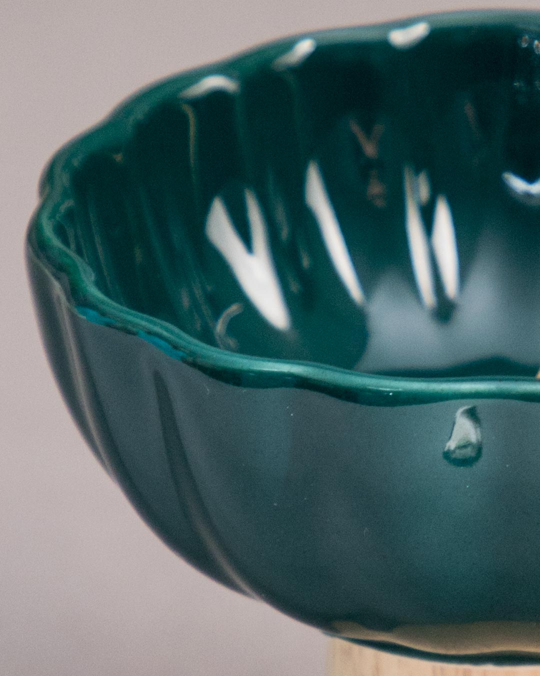 Mid-Century Footed Bowl-Green - The Decor Kart
