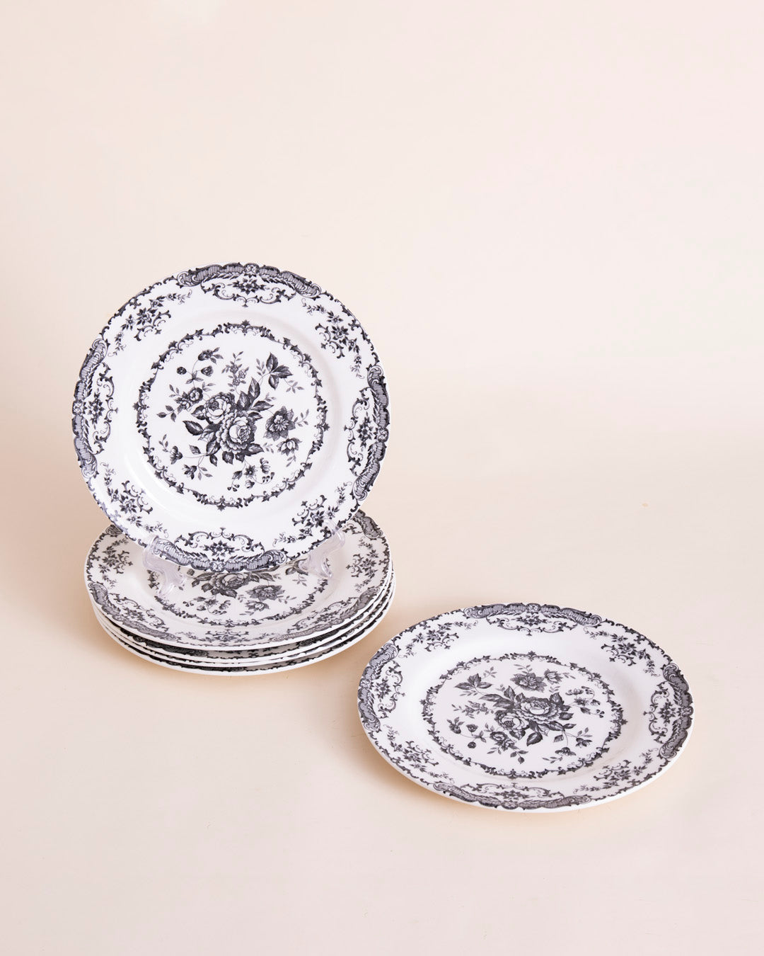 Winchester Quarter Plate - Black