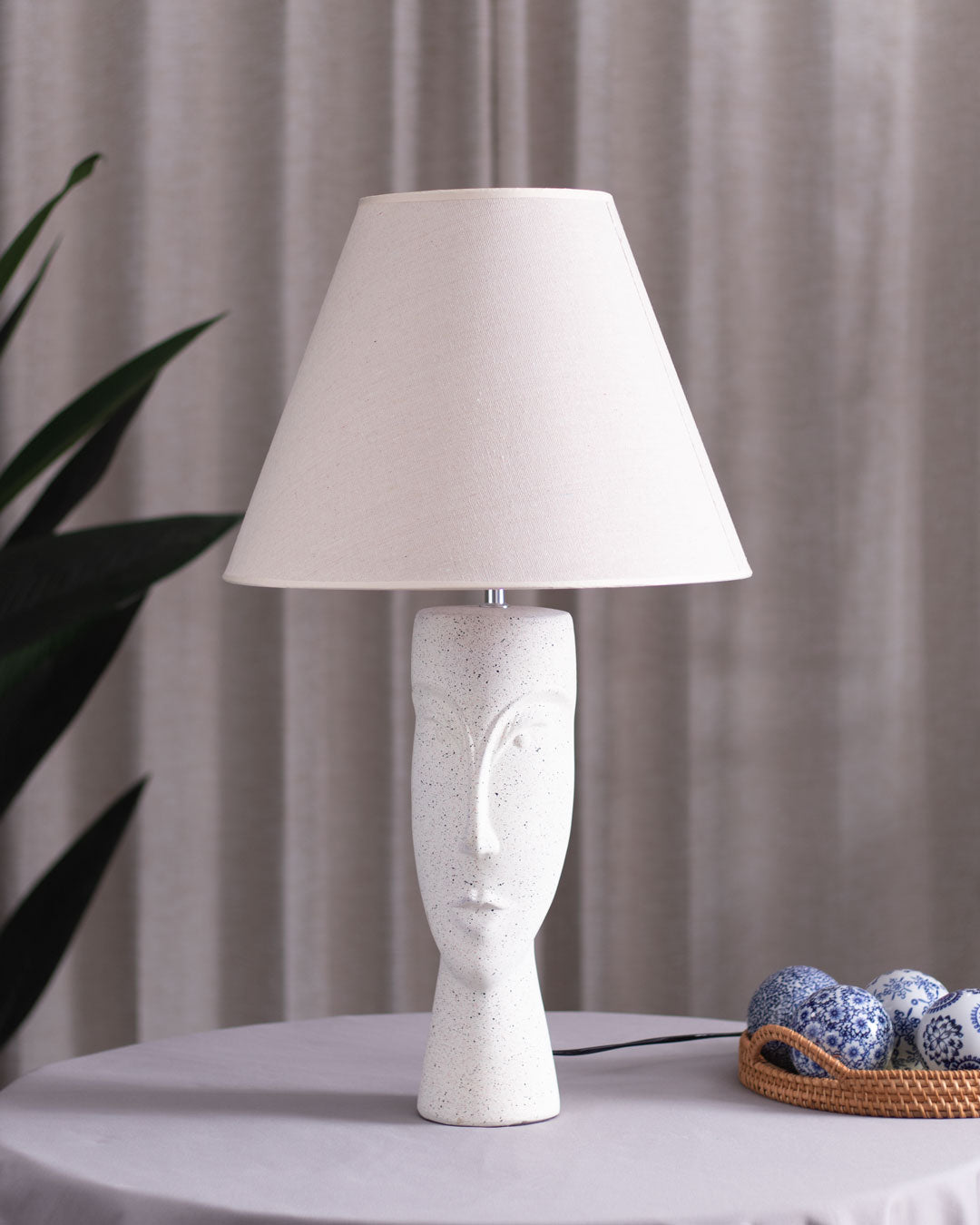Artistic Illumination: Human Face Table Lamp - The Decor Kart