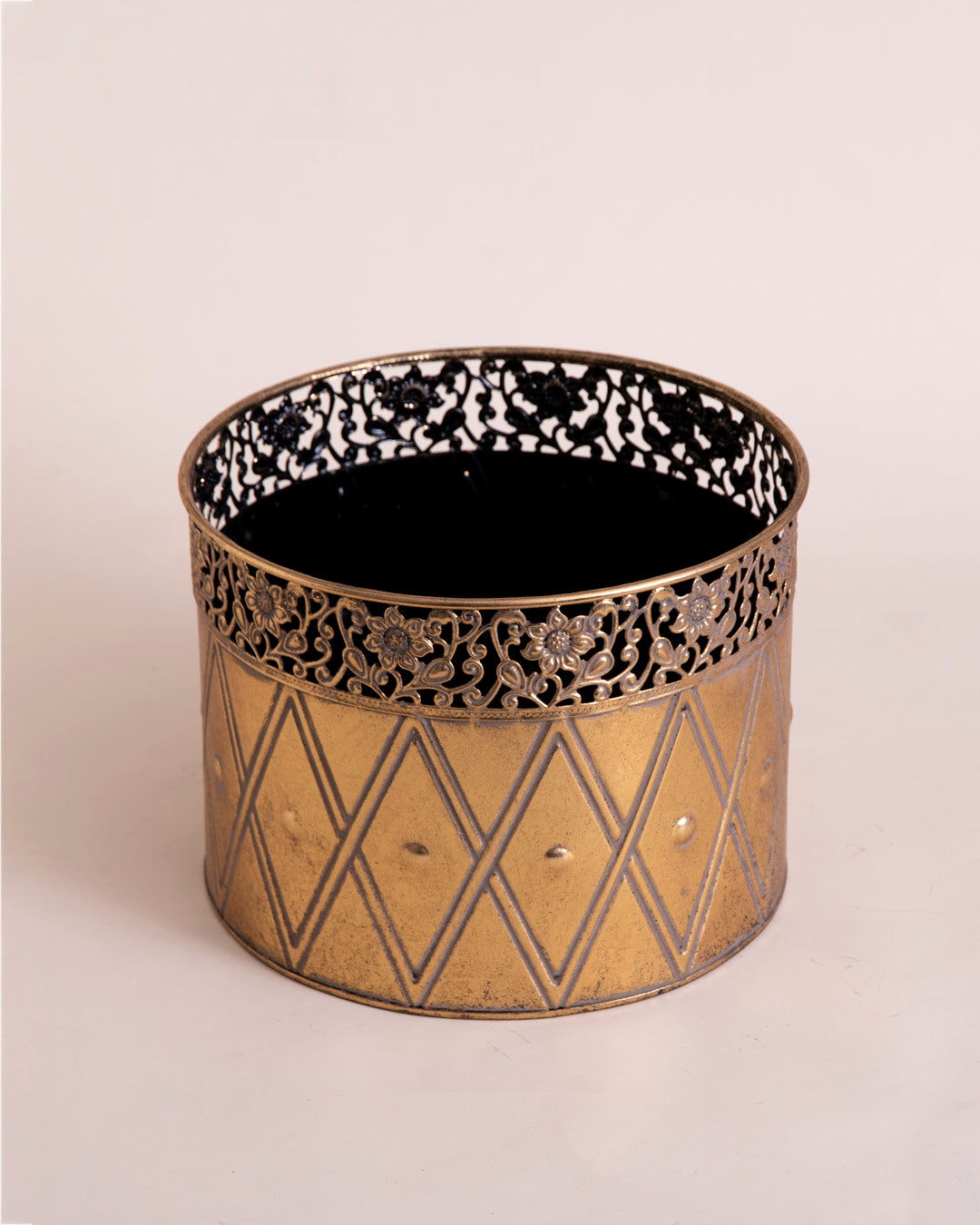 Gilded Diamond Motif Planter - Set Of 3