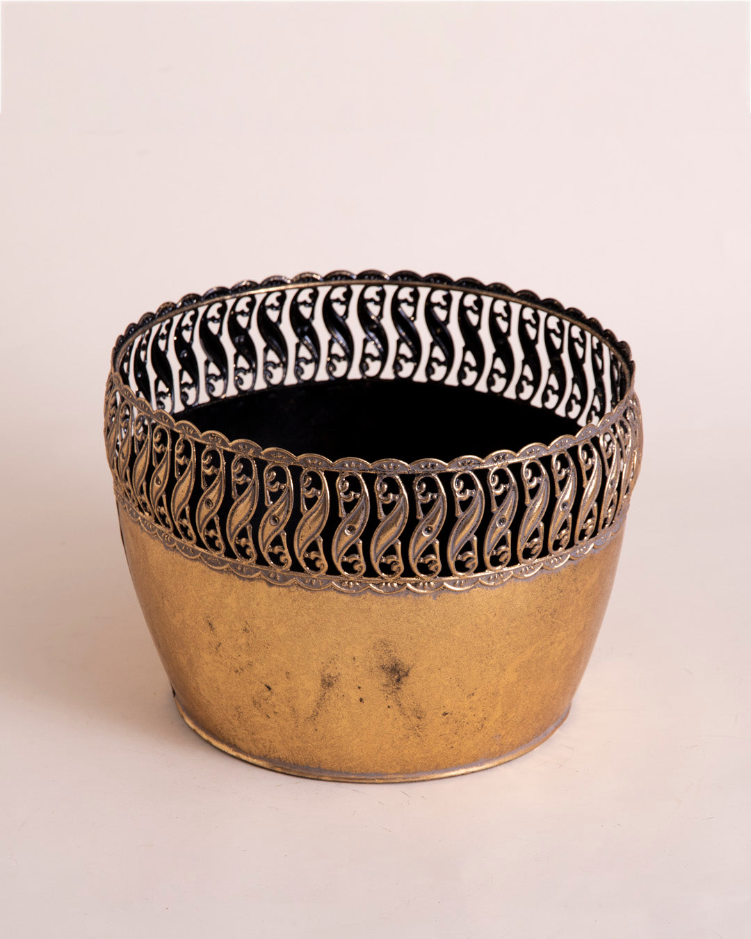 Victorian Scroll Rim Planter - Set Of 3