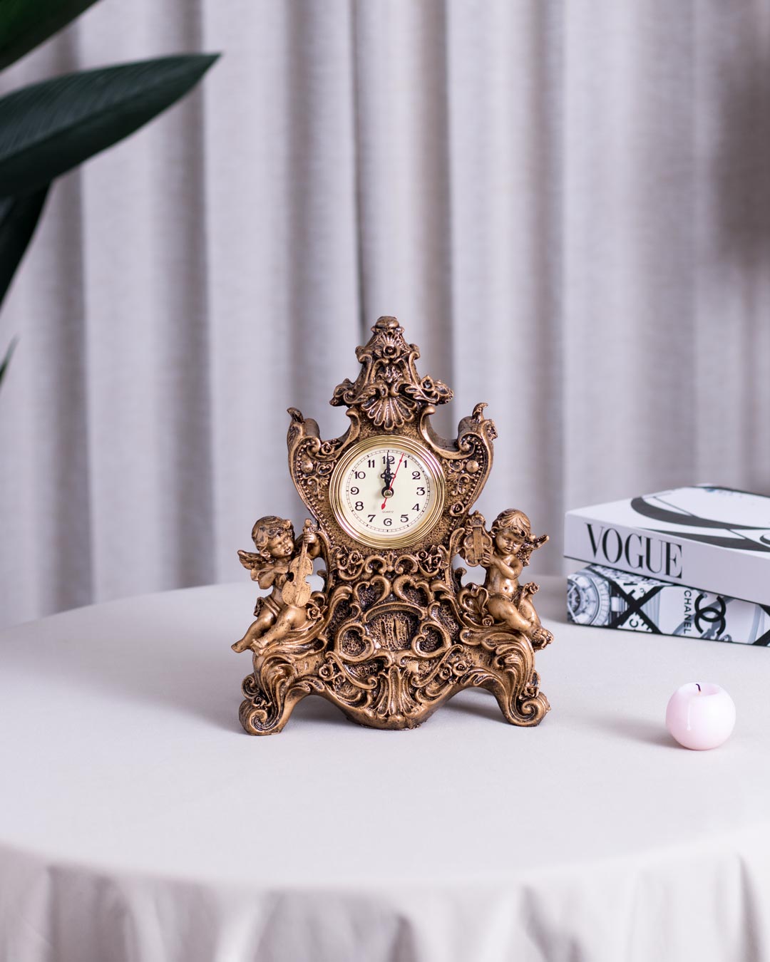Regal Vintage Mantle Clock - The Decor Kart