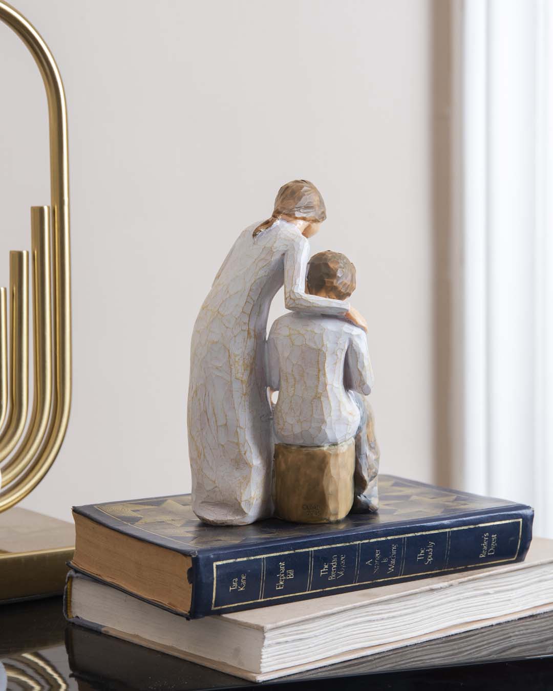 Embrace of Serenity Figurine - The Decor Kart