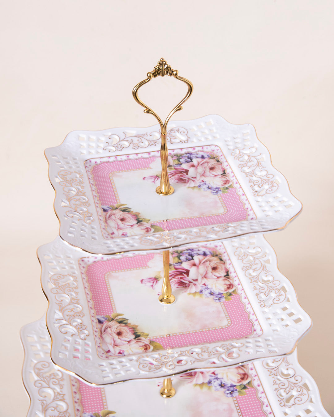 Lace Edge 3-Tier Cake Stand