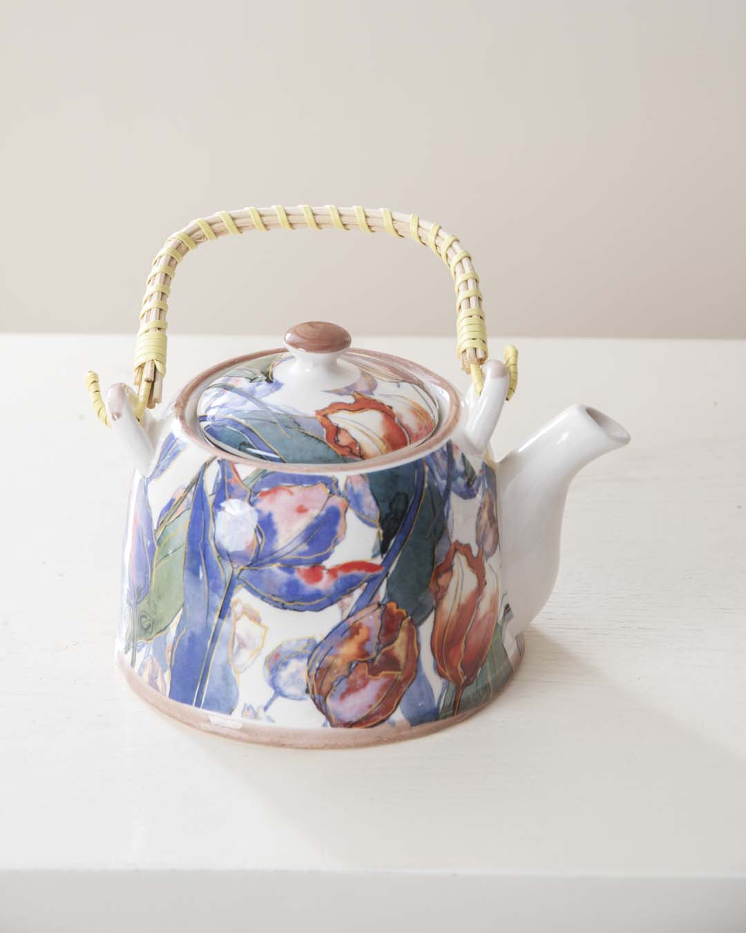 Tulips Ceramic Tea Kettle - The Decor Kart