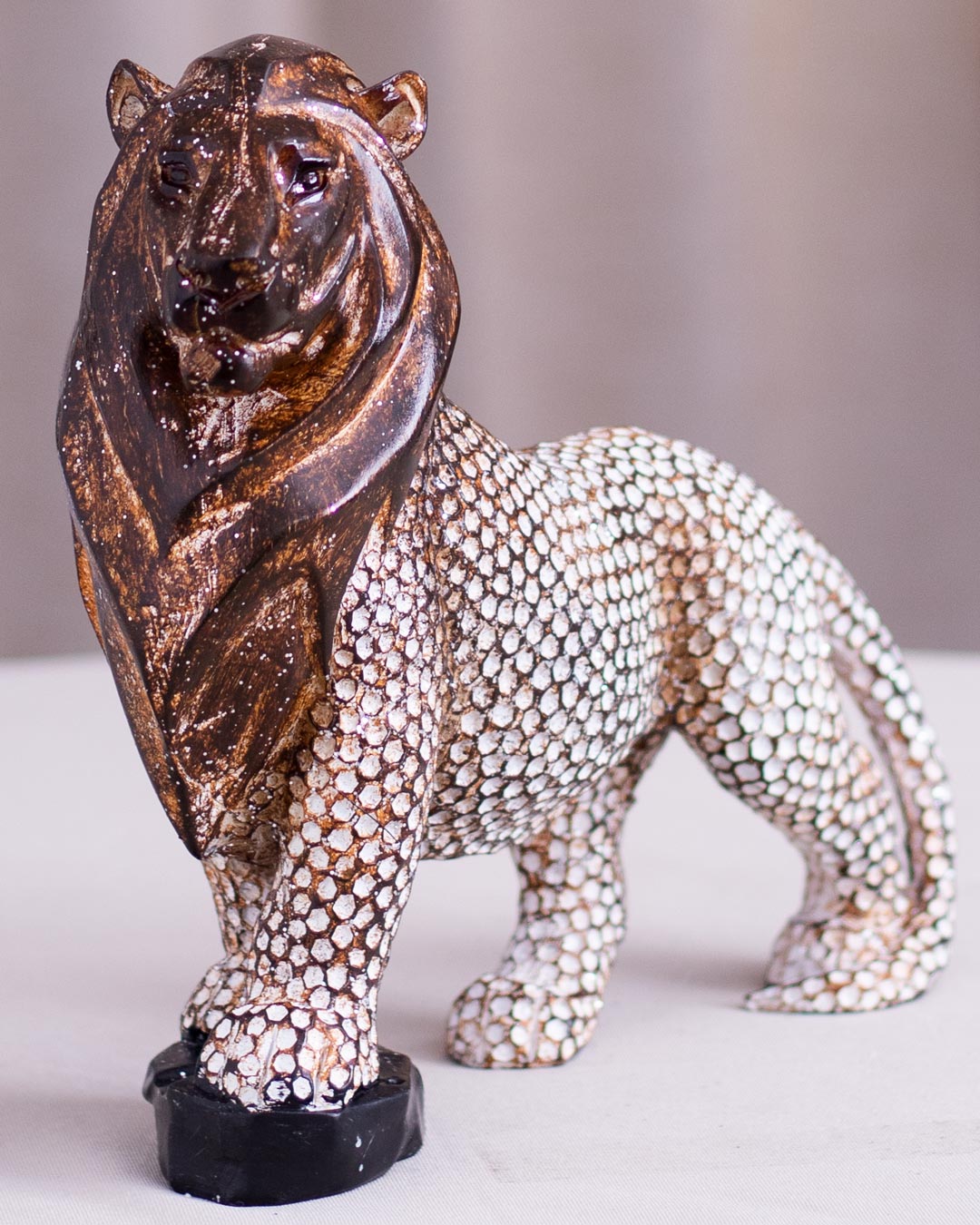 'Regal Roar' A Majestic Lion Sculpture - Small