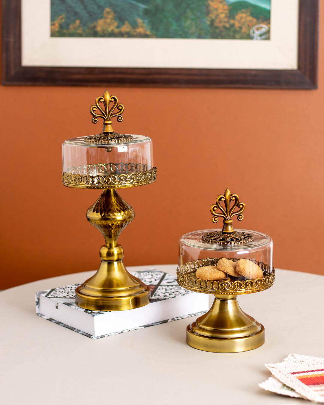 Distinctive Desert Stand With Glass Dome - Large