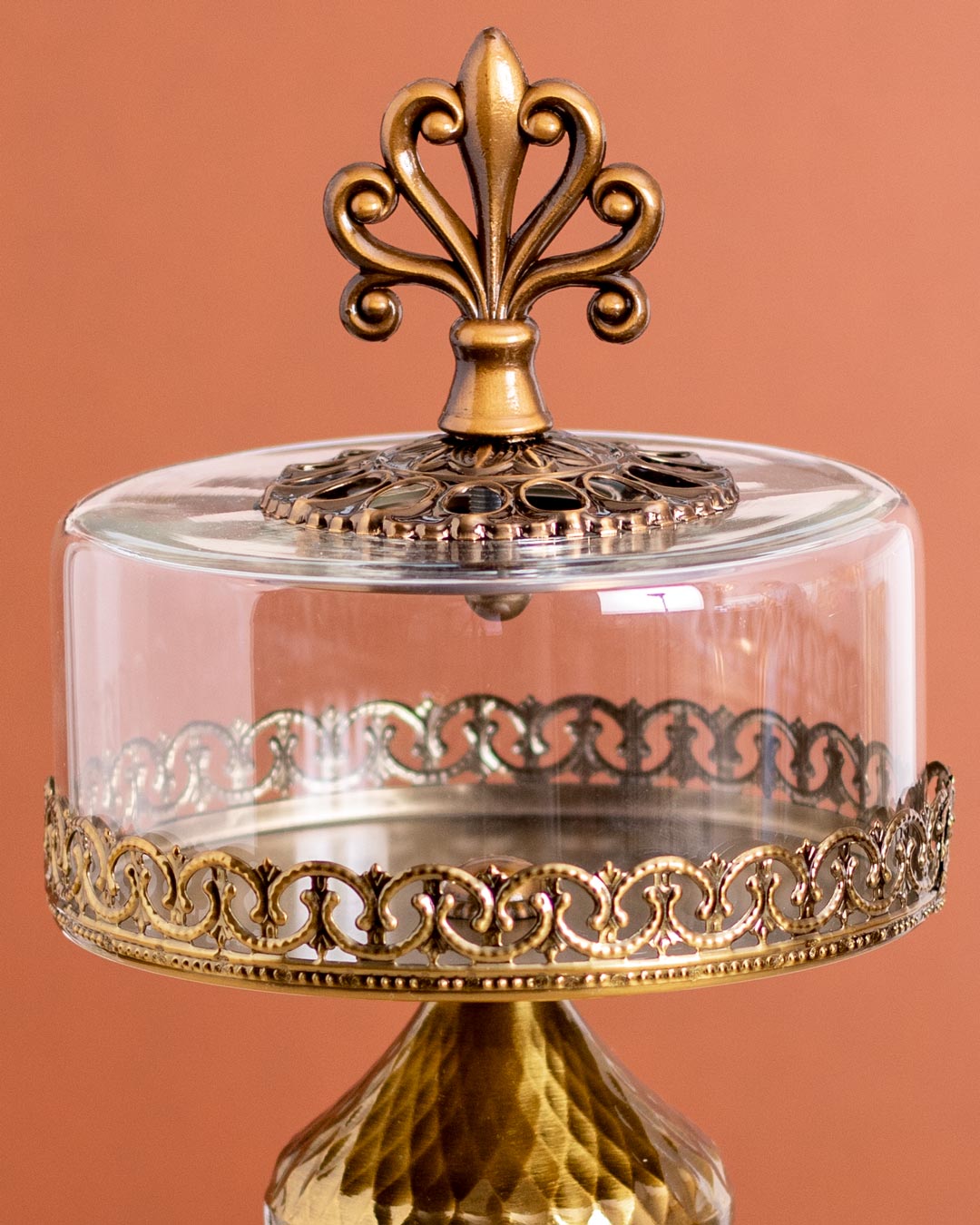 Distinctive Desert Stand With Glass Dome - Large