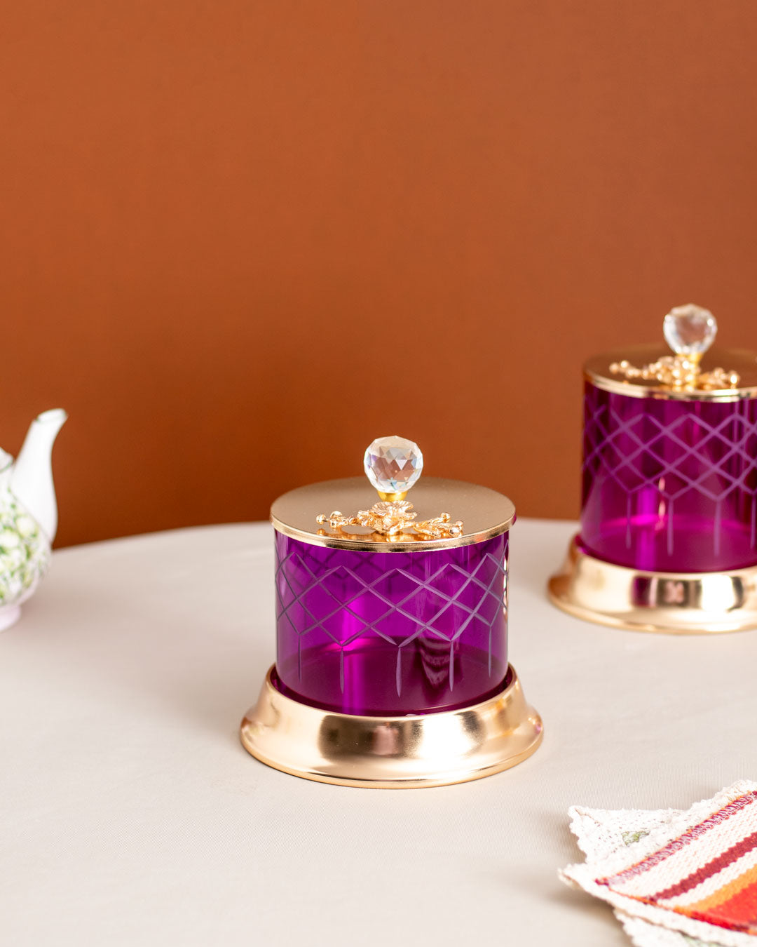 Wild Berry Ginkgo Jar With Lid - Small - The Decor Kart