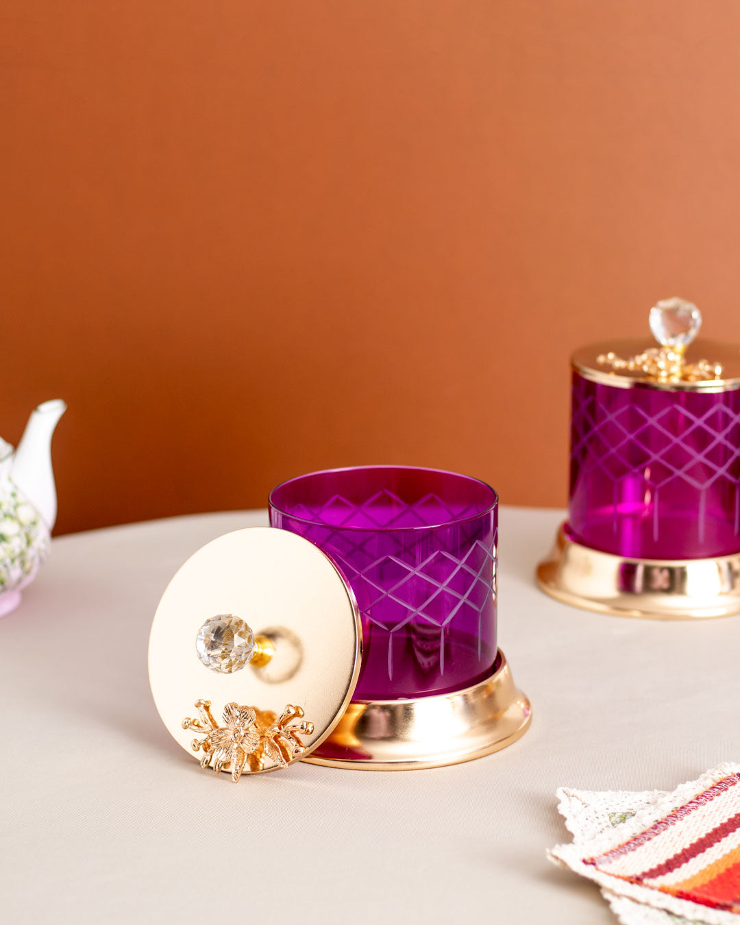 Wild Berry Ginkgo Jar With Lid - Small - The Decor Kart