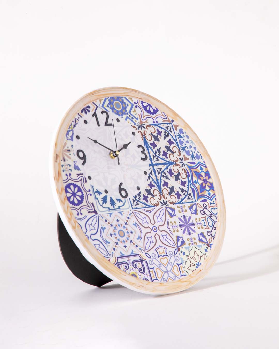 'Art Meets Time' Decorative Table Clock