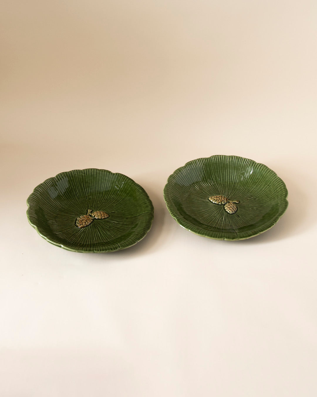 Pinecone Leaf Ceramic Decorative Bowl