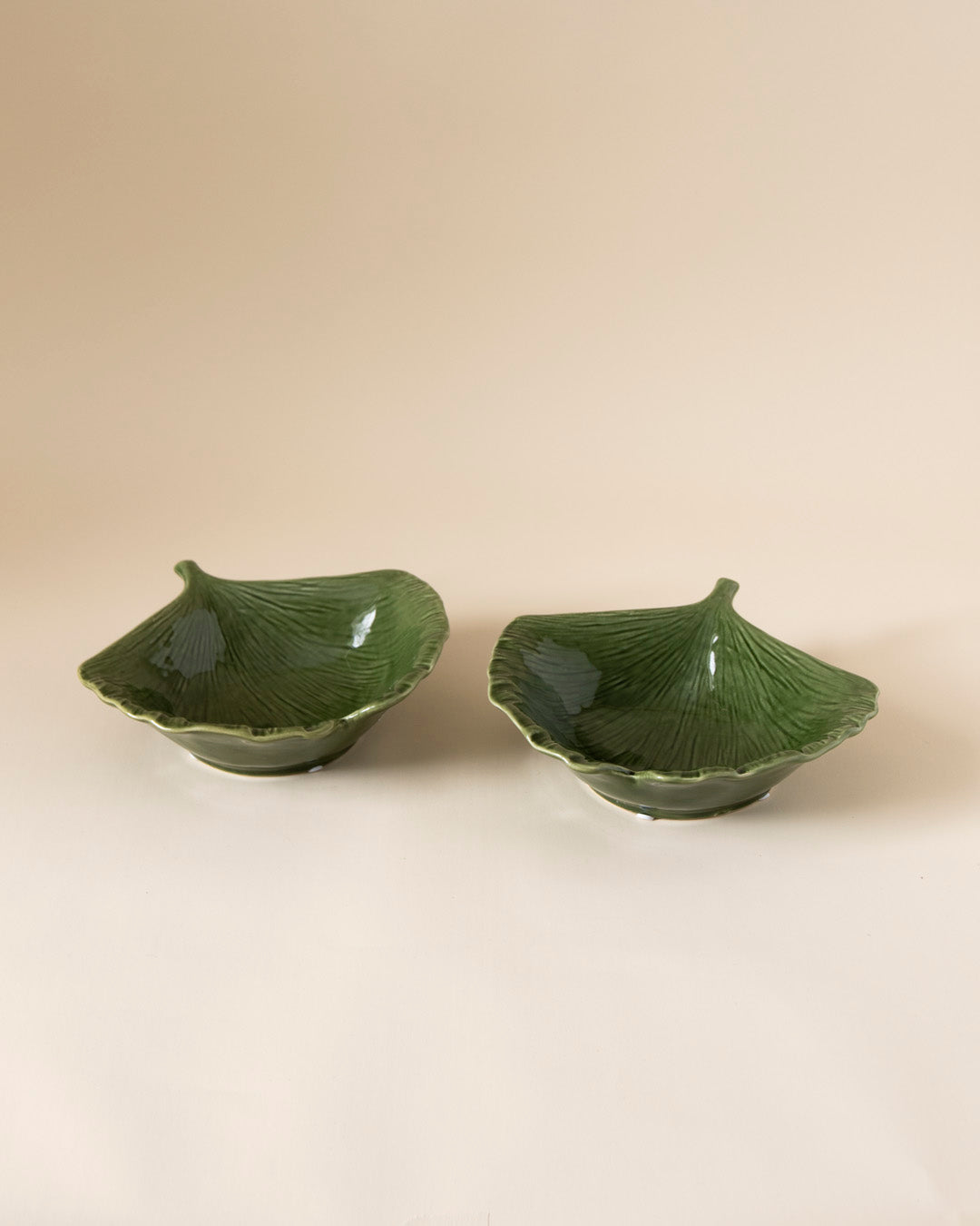 Pinecone Leaf Ceramic Decorative Bowl