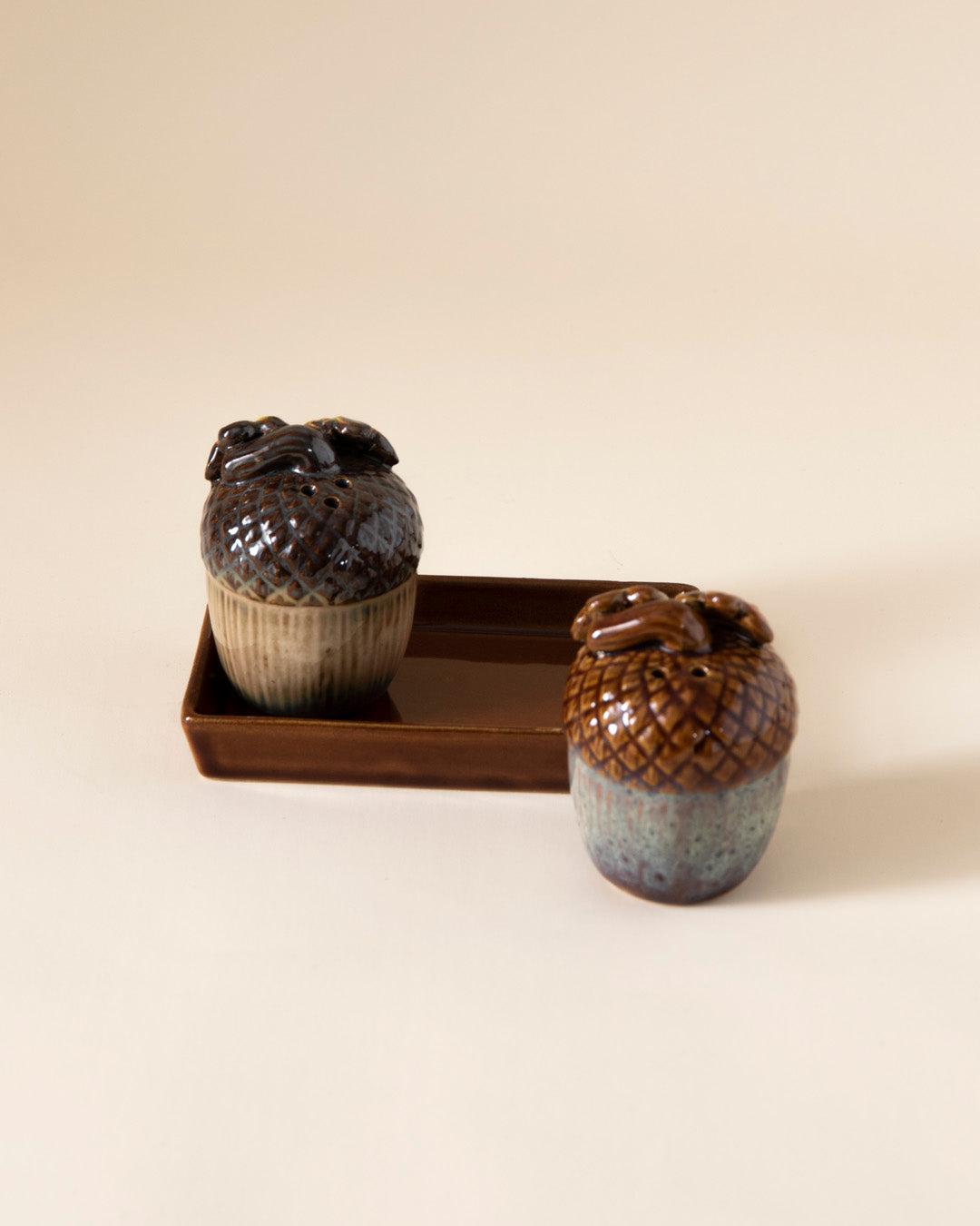Acorn Salt & Pepper Shaker Set