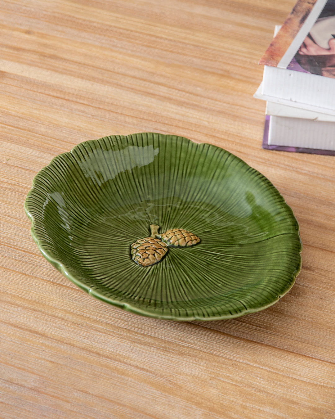 Pinecone Leaf Ceramic Decorative Bowl