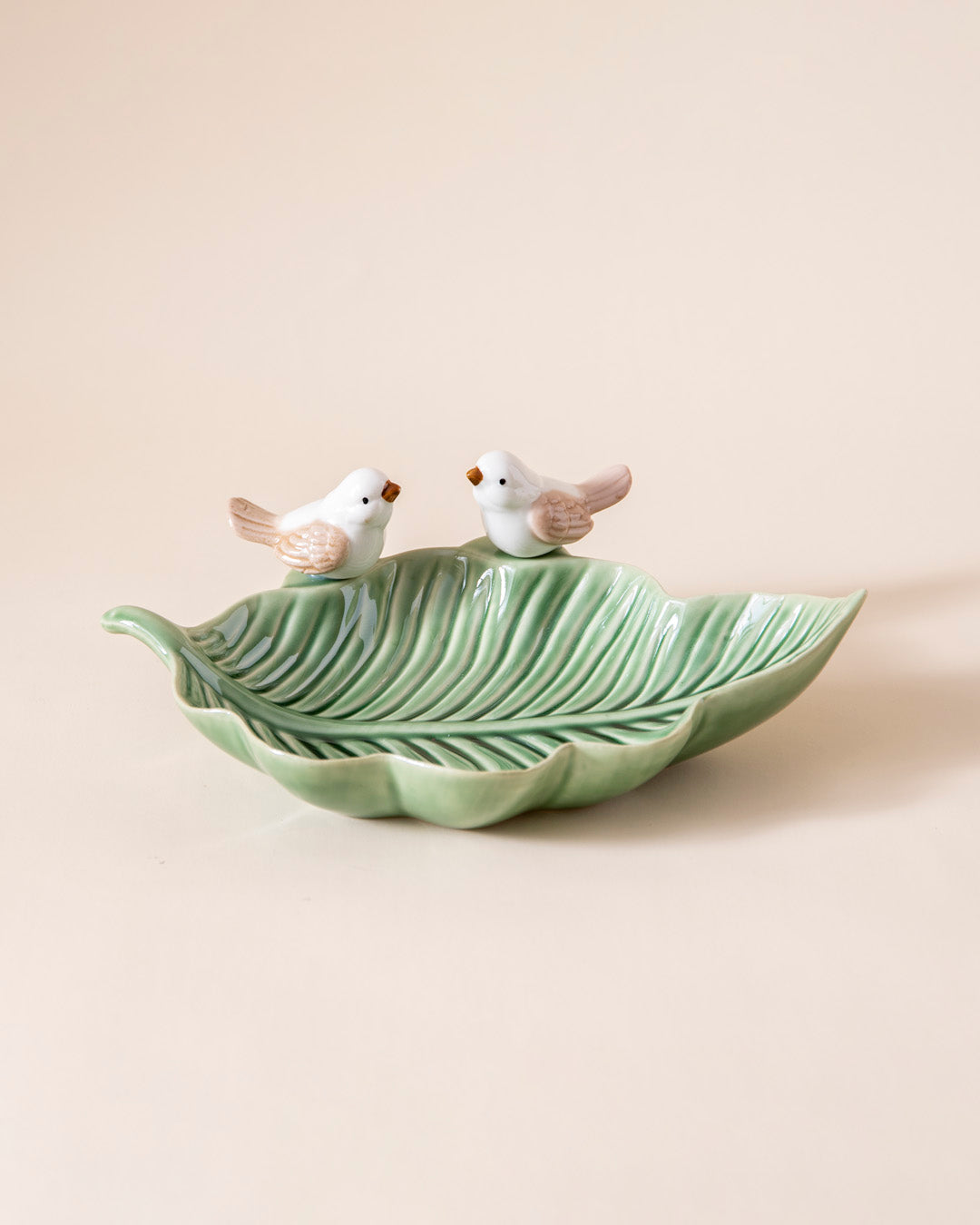 Whispering Birds Leaf Ring Dish - Green