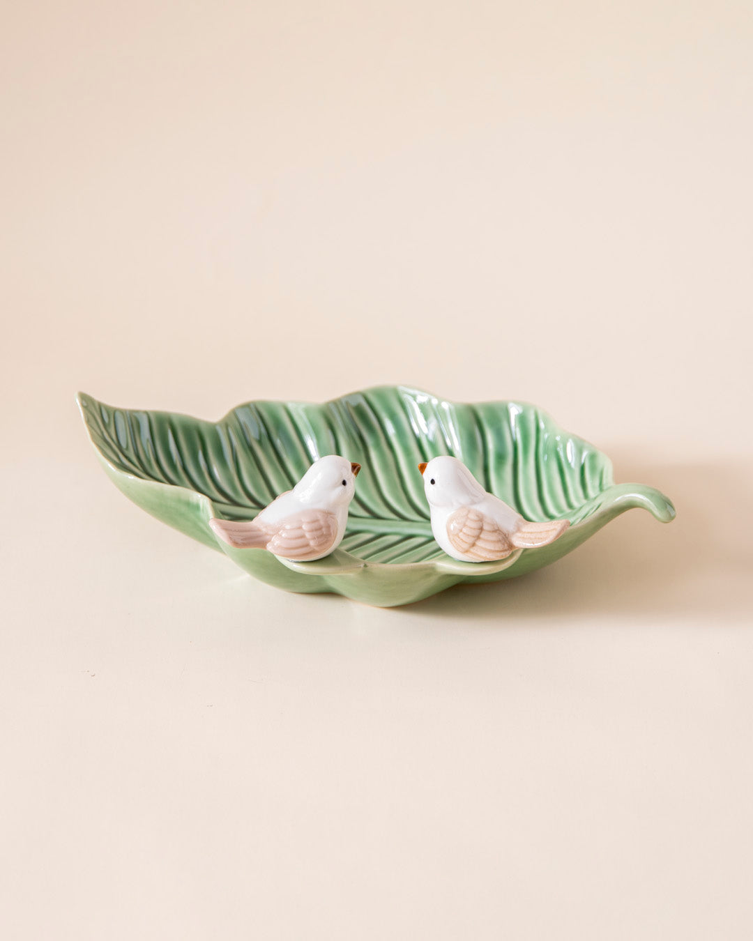 Whispering Birds Leaf Ring Dish - Green