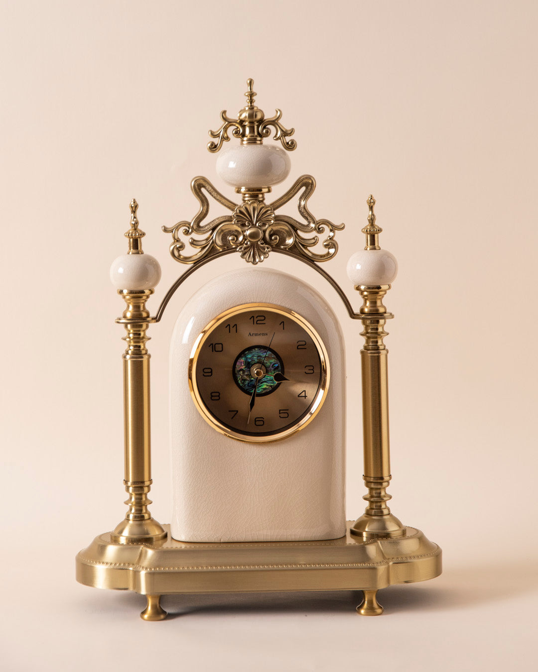 Aristocrat’s Heirloom Table Top Clock