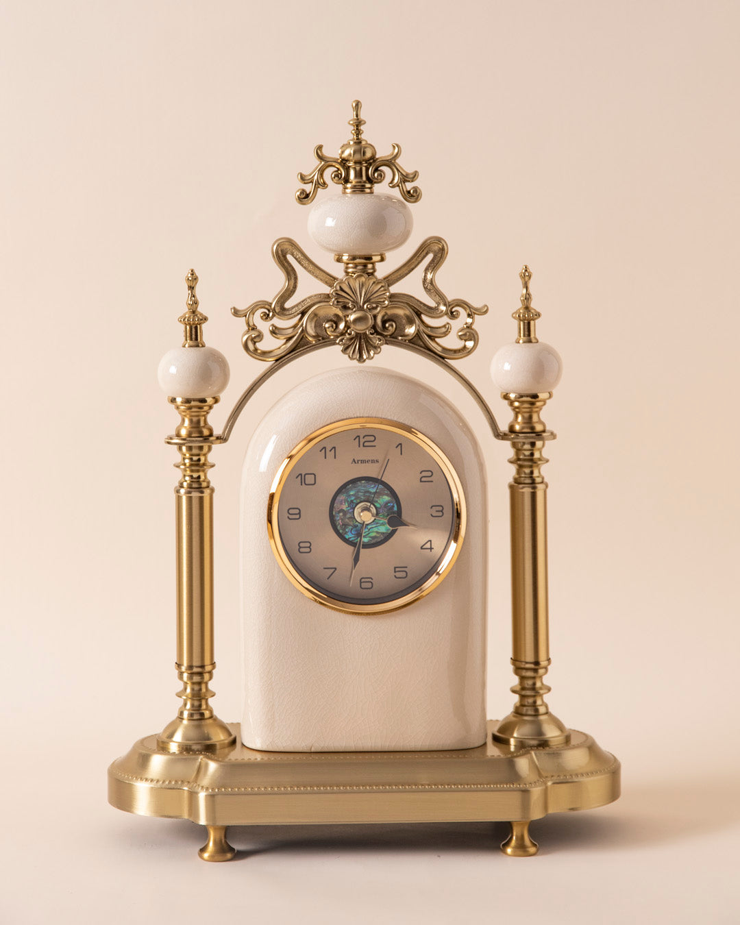Aristocrat’s Heirloom Table Top Clock