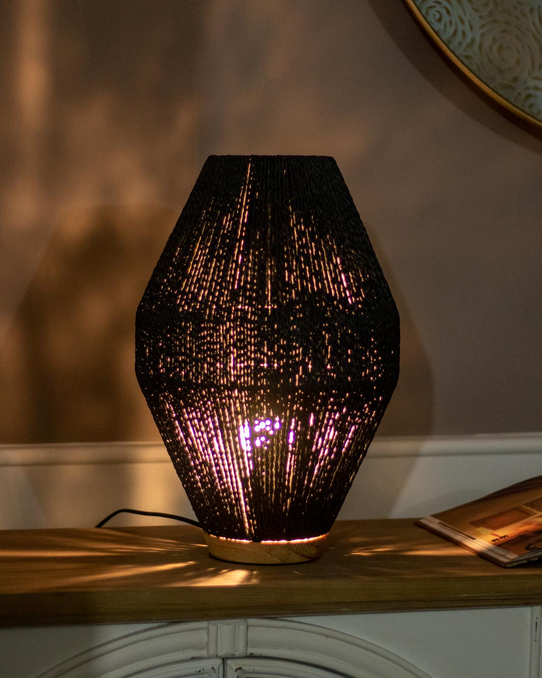 Cordulle Scandinavian Ambient Lamp - Black - The Decor Kart