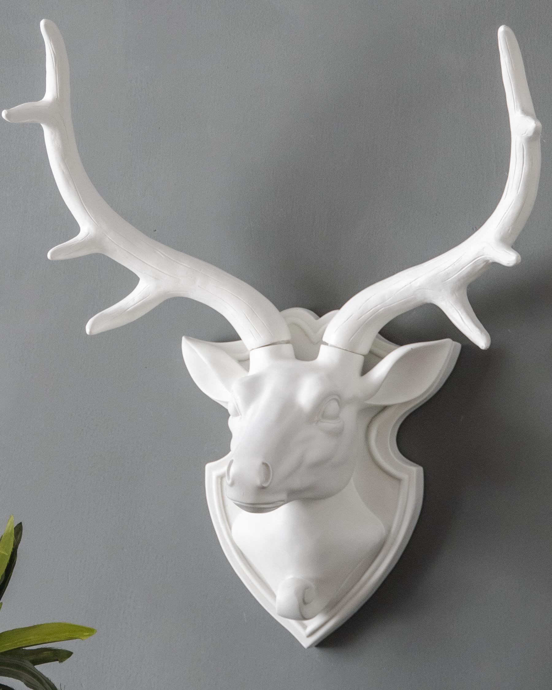 Wall Mounted Deer Plaque - White
