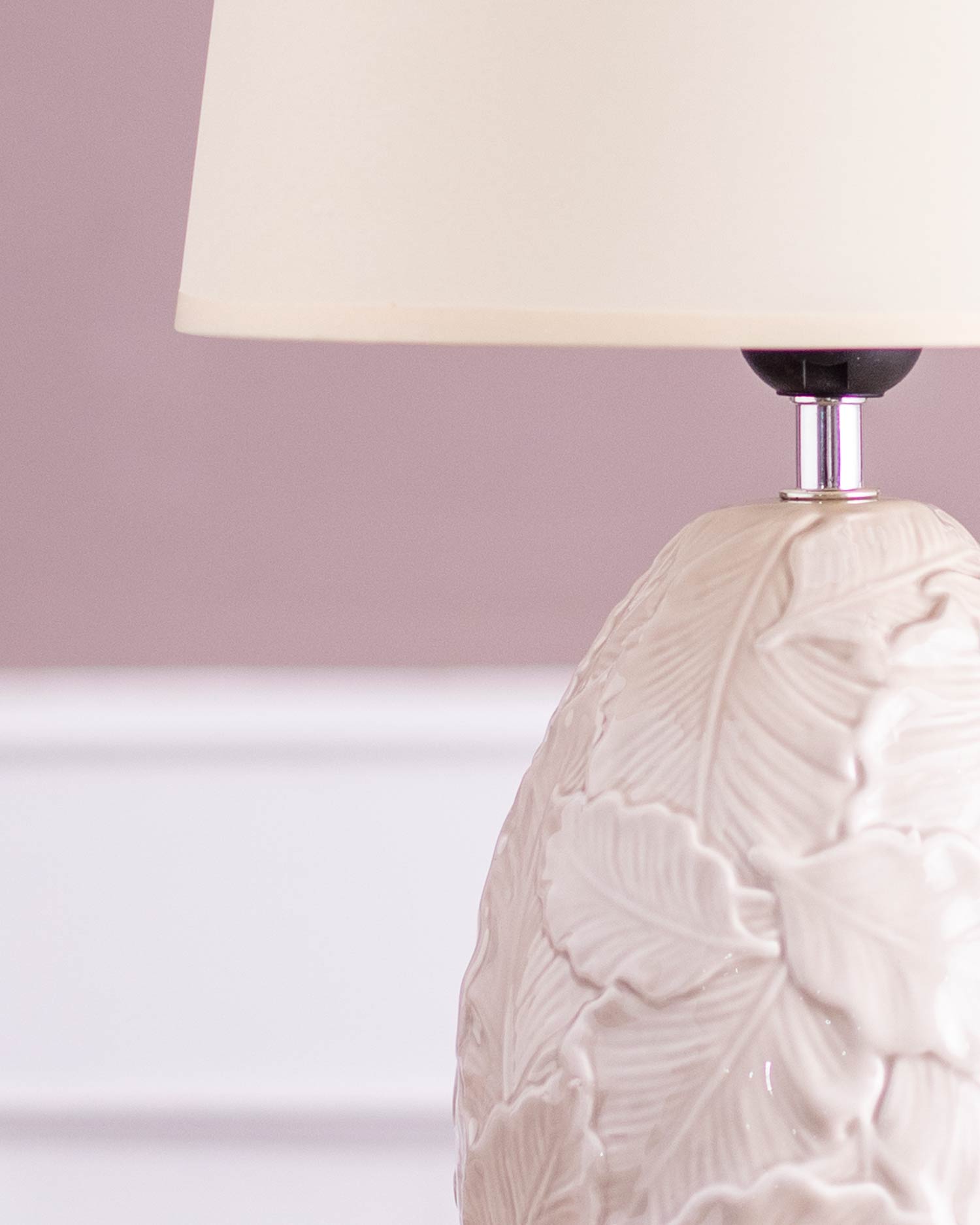 Wafer Ceramic Table Lamp