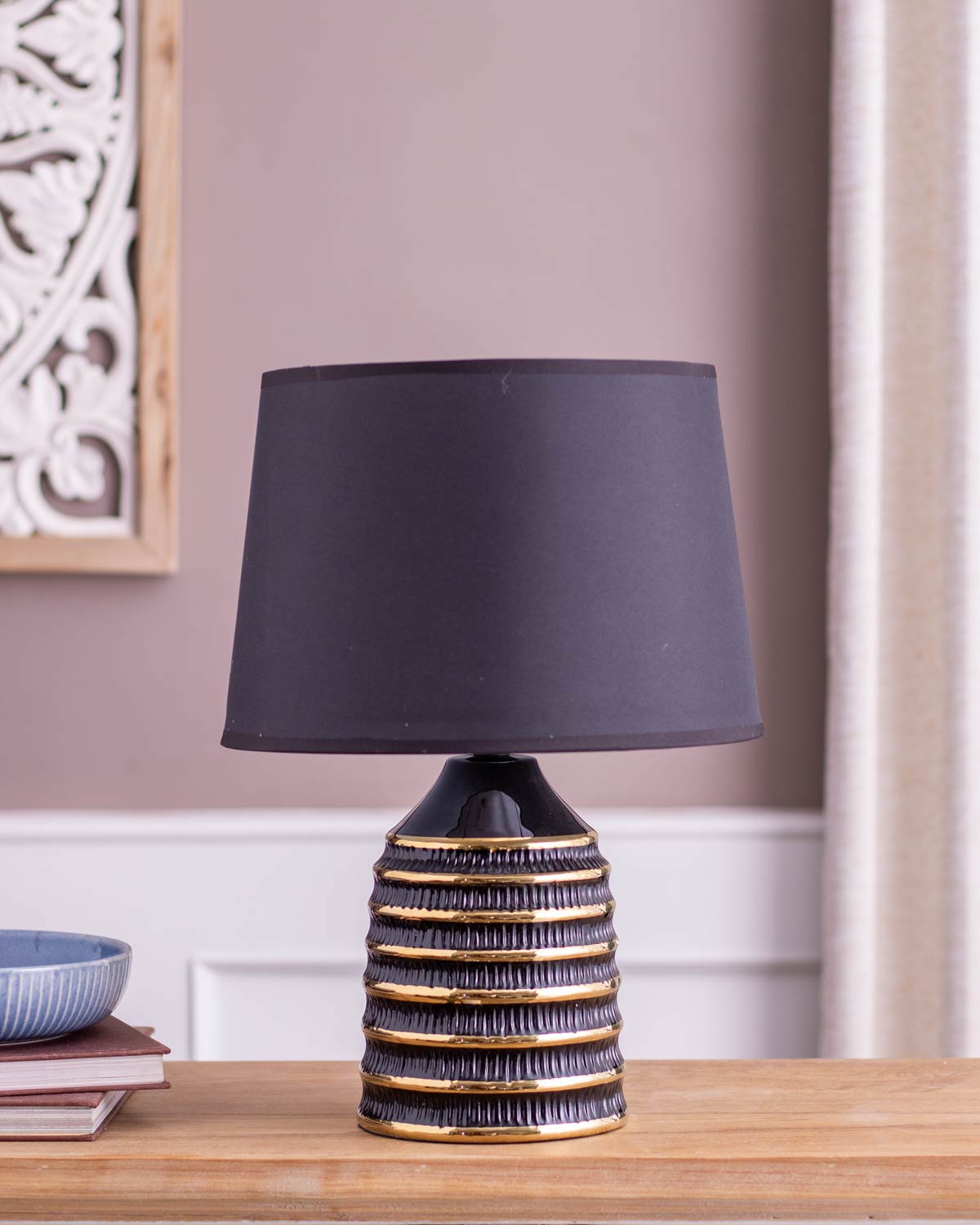 Shining Elegance Caramic Table Lamp - Black