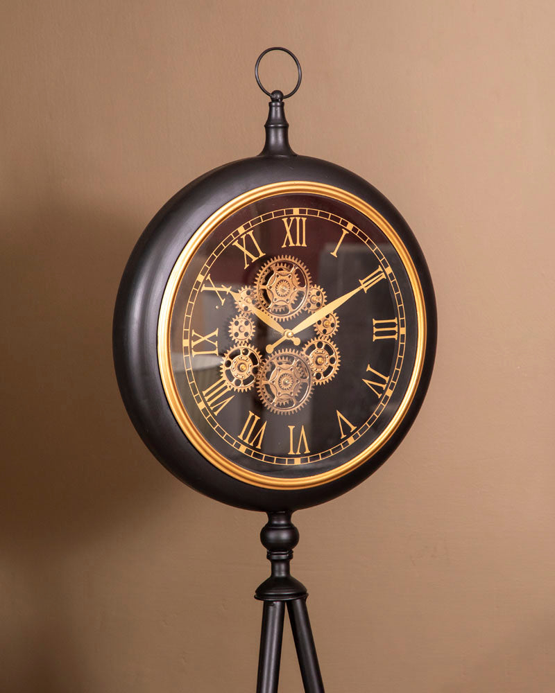 Vintage-Styled Tripod Clock