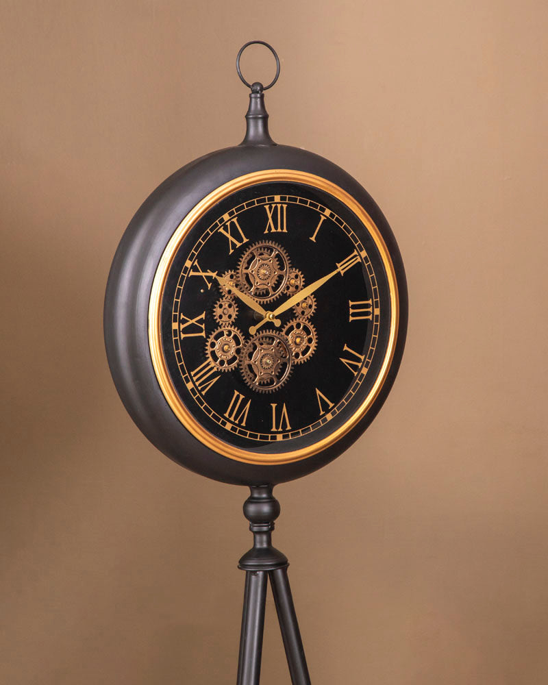 Vintage-Styled Tripod Clock