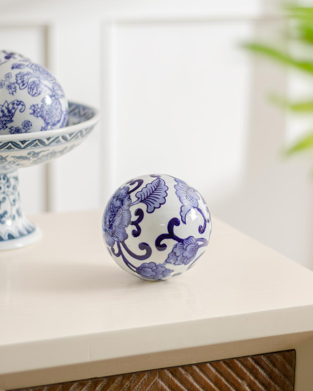 Chinoiserie Decorative Ball: Style 3 - Large