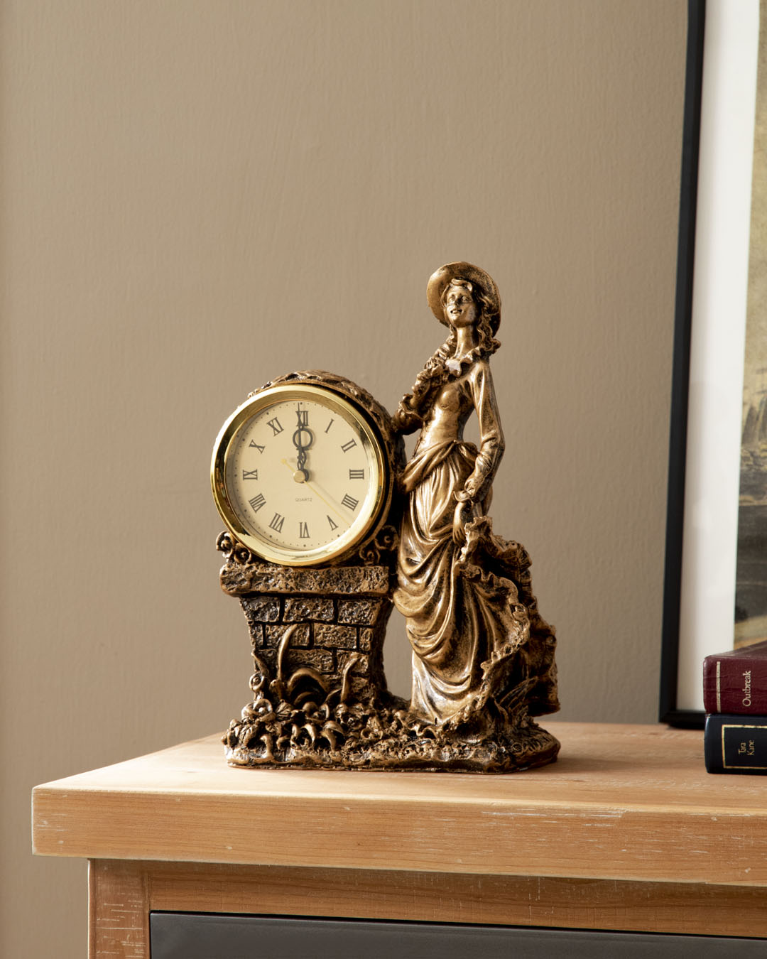 Victorian Lady' Table Top Clock