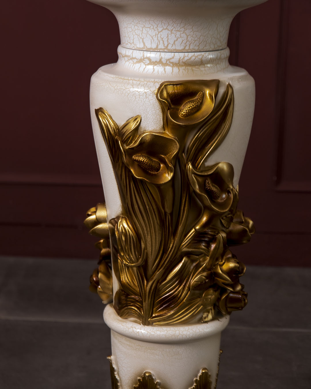 Royal Heritage Standing Clock with Stand