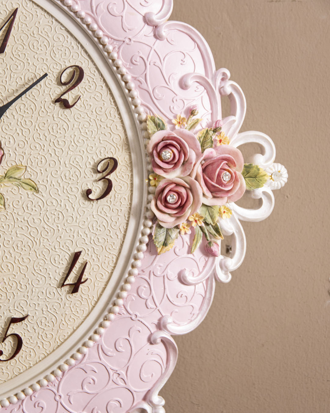 'Country Roses' Vintage Wall Clock