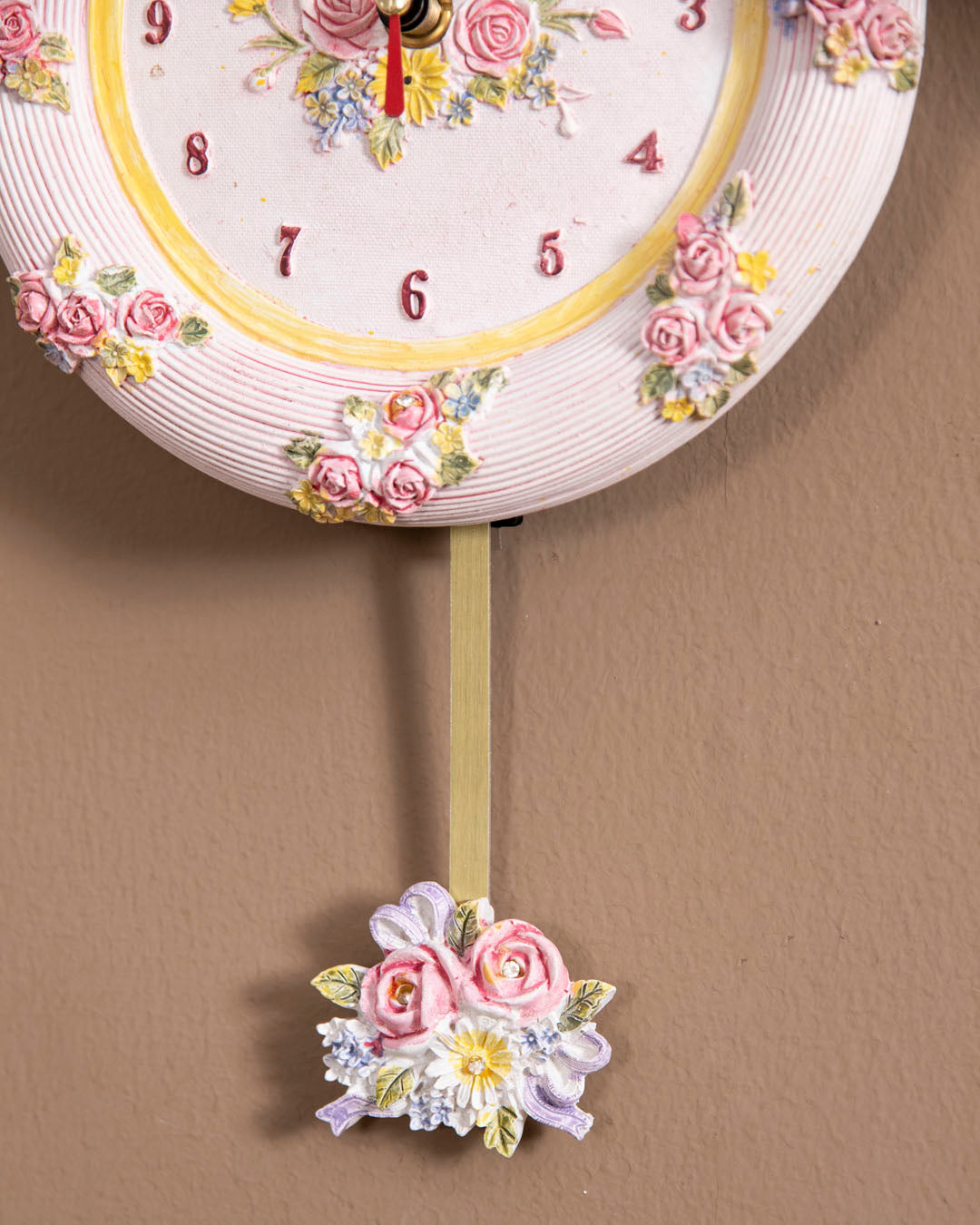 'Country Roses' Vintage Wall Clock