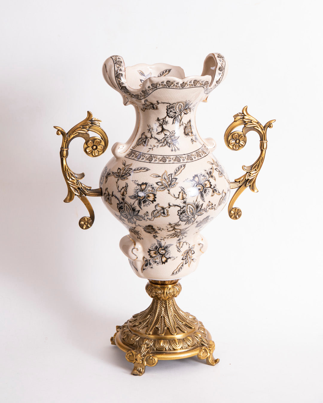'Royal Noir' Victorian Ornamental Vase