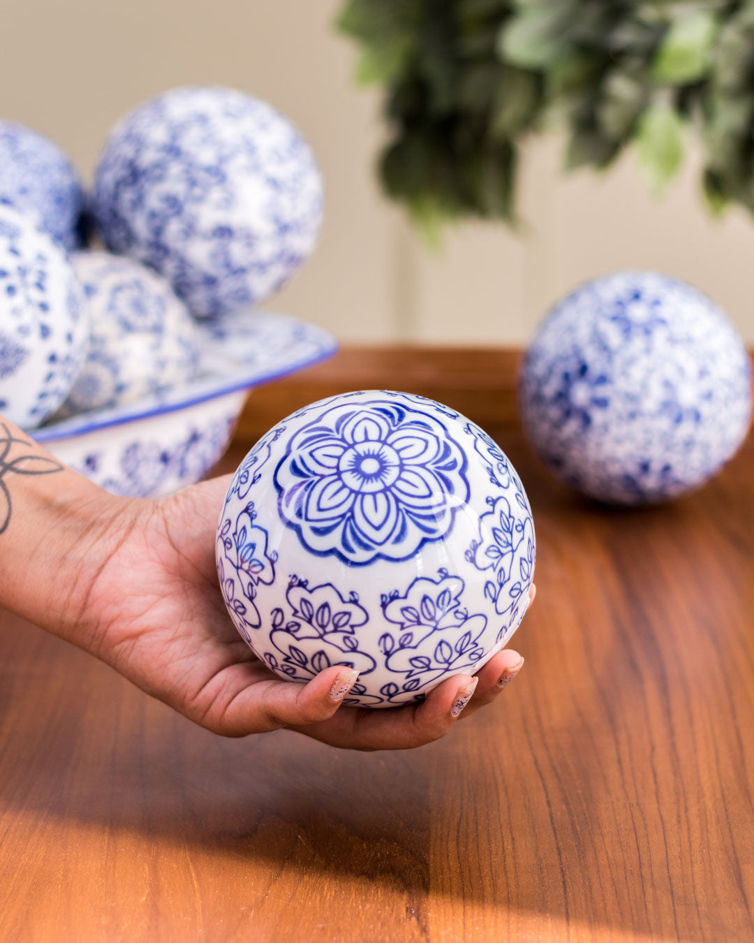 Chinoiserie Decorative Ball: Style 1 - Large