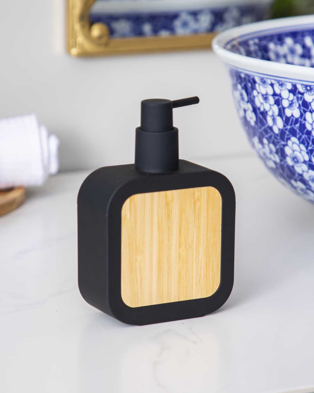 Matte Liquid Soap Dispenser - Black
