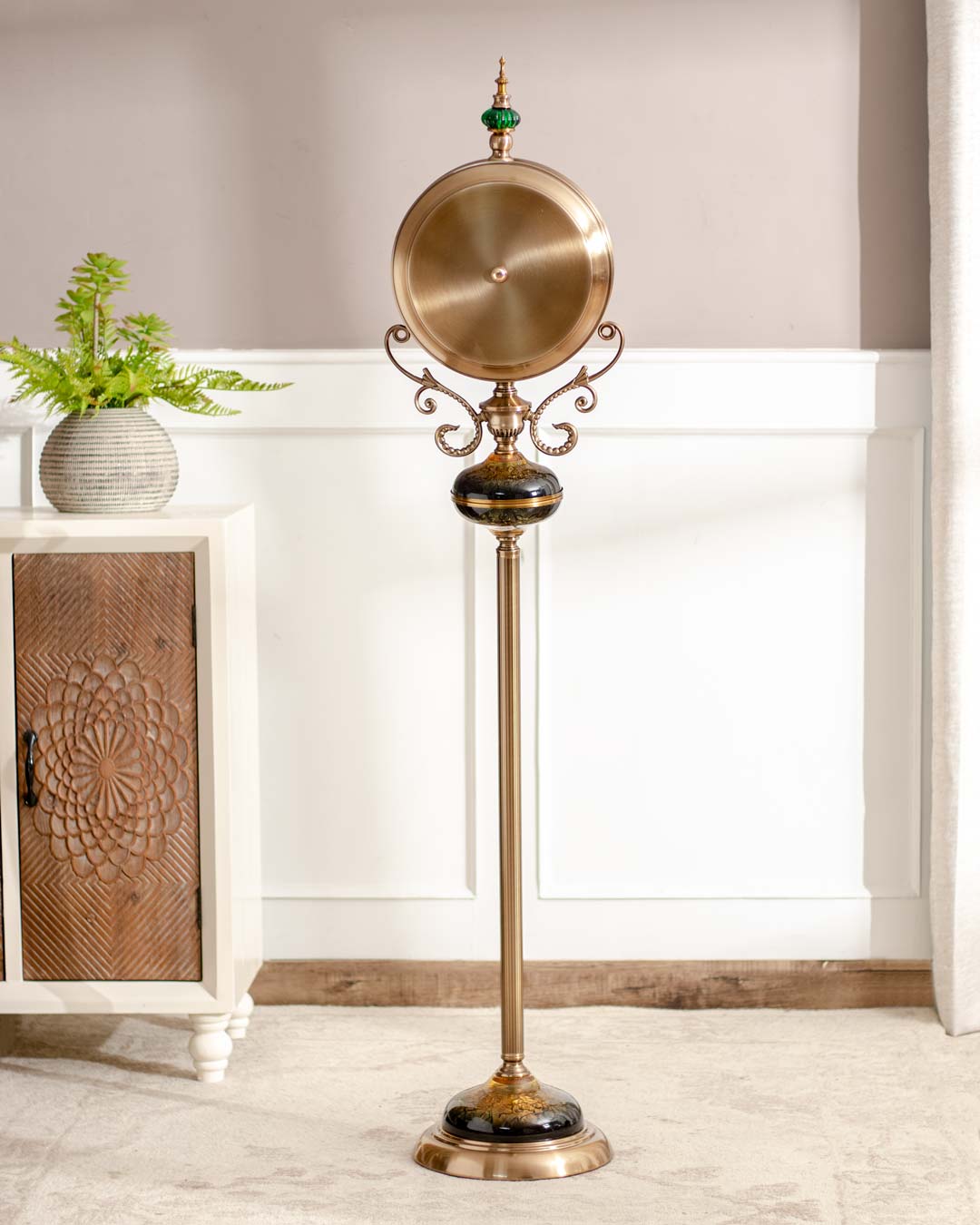 Grand 'Kensington' pendulum clock in classic design, a luxurious addition to formal living spaces.
