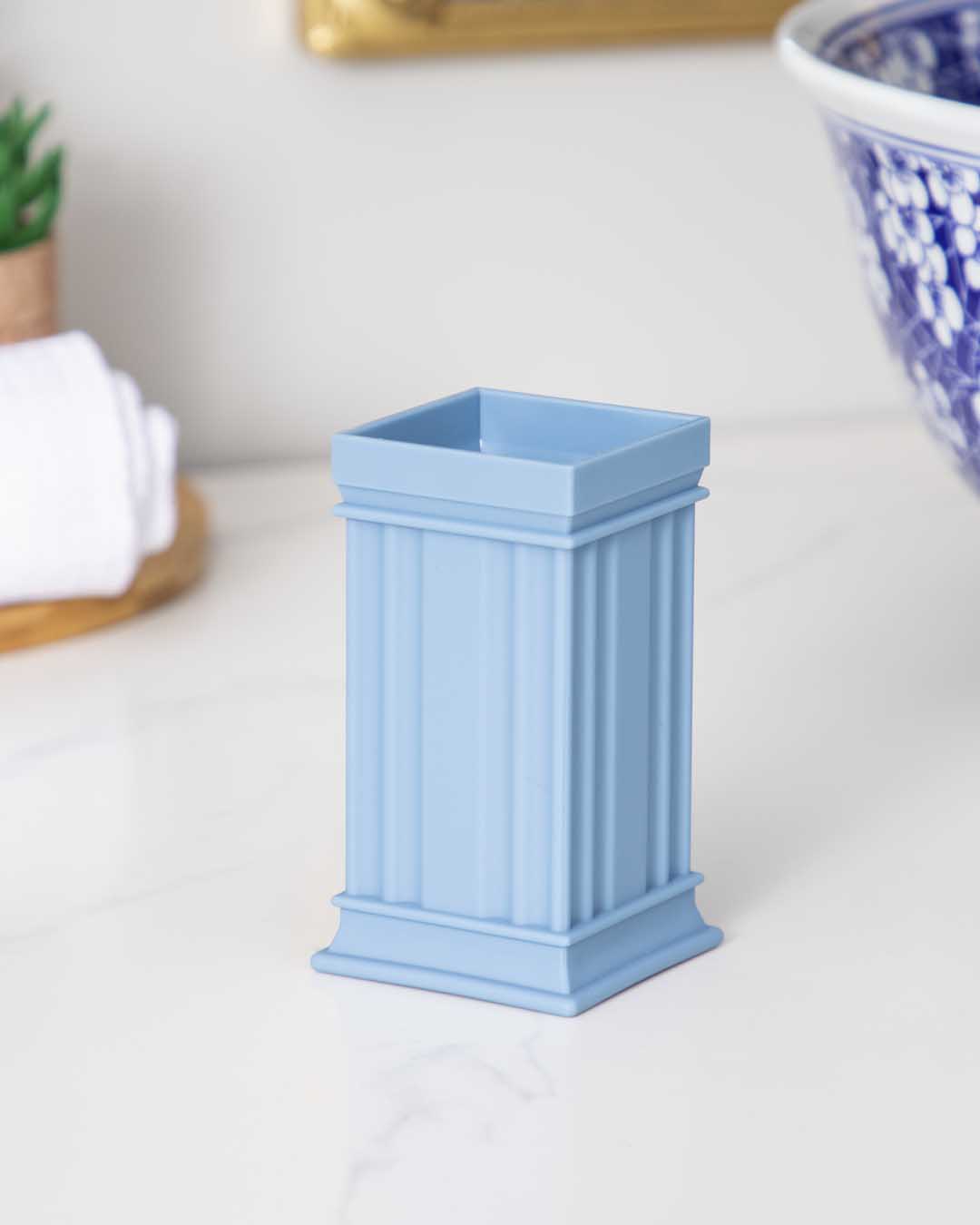 Traditional Contemporary 5 Piece Bathroom Set - Blue