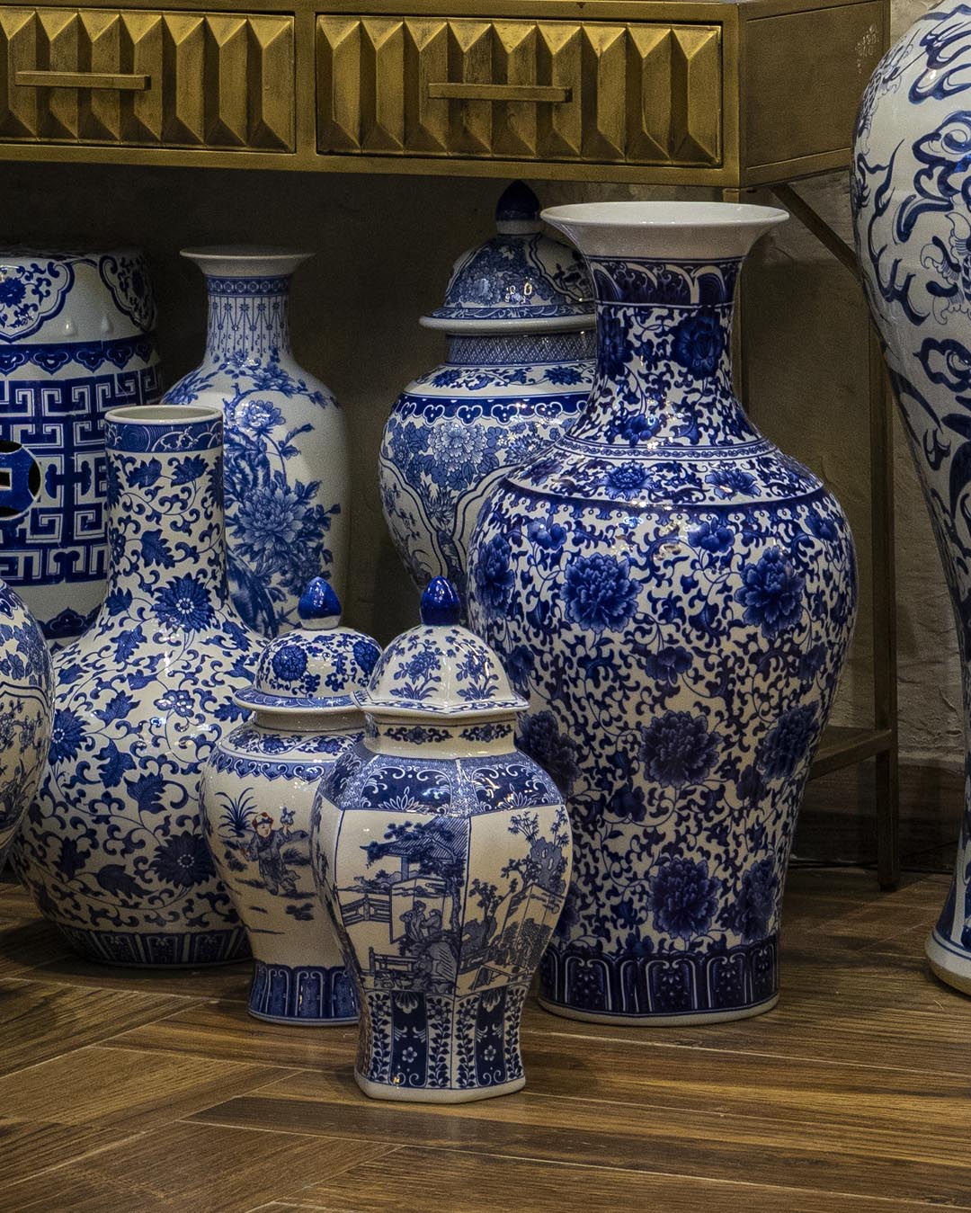 Oriental Indigo Floral Cremice Vase