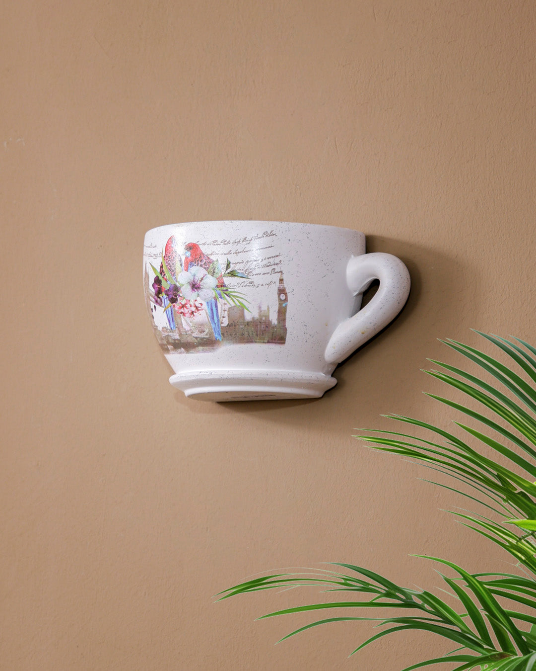 'Rosella Parrot' The Cup Wall Planter