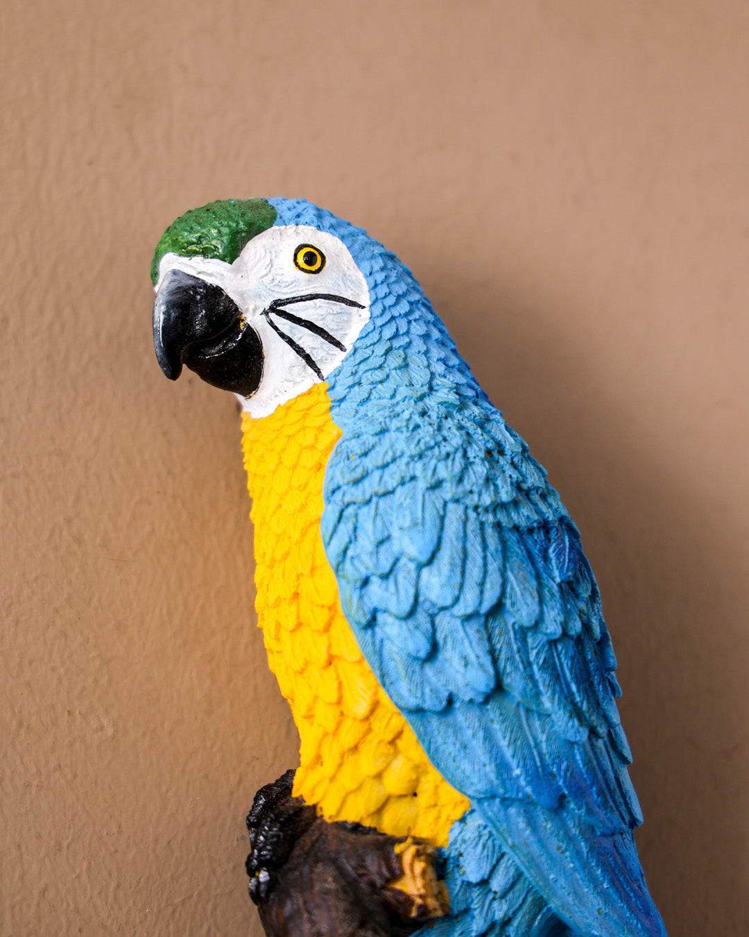 Wall Mounted Macaw Parrot Figurine - Blue