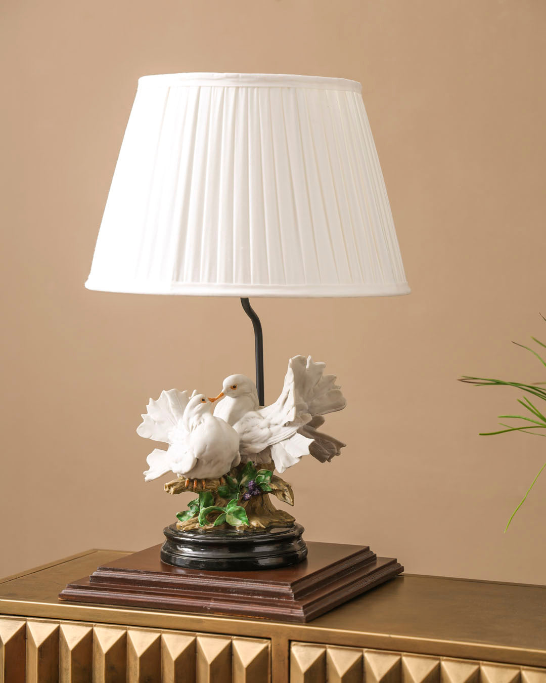 'Nestled in Love' Doves Table Lamp