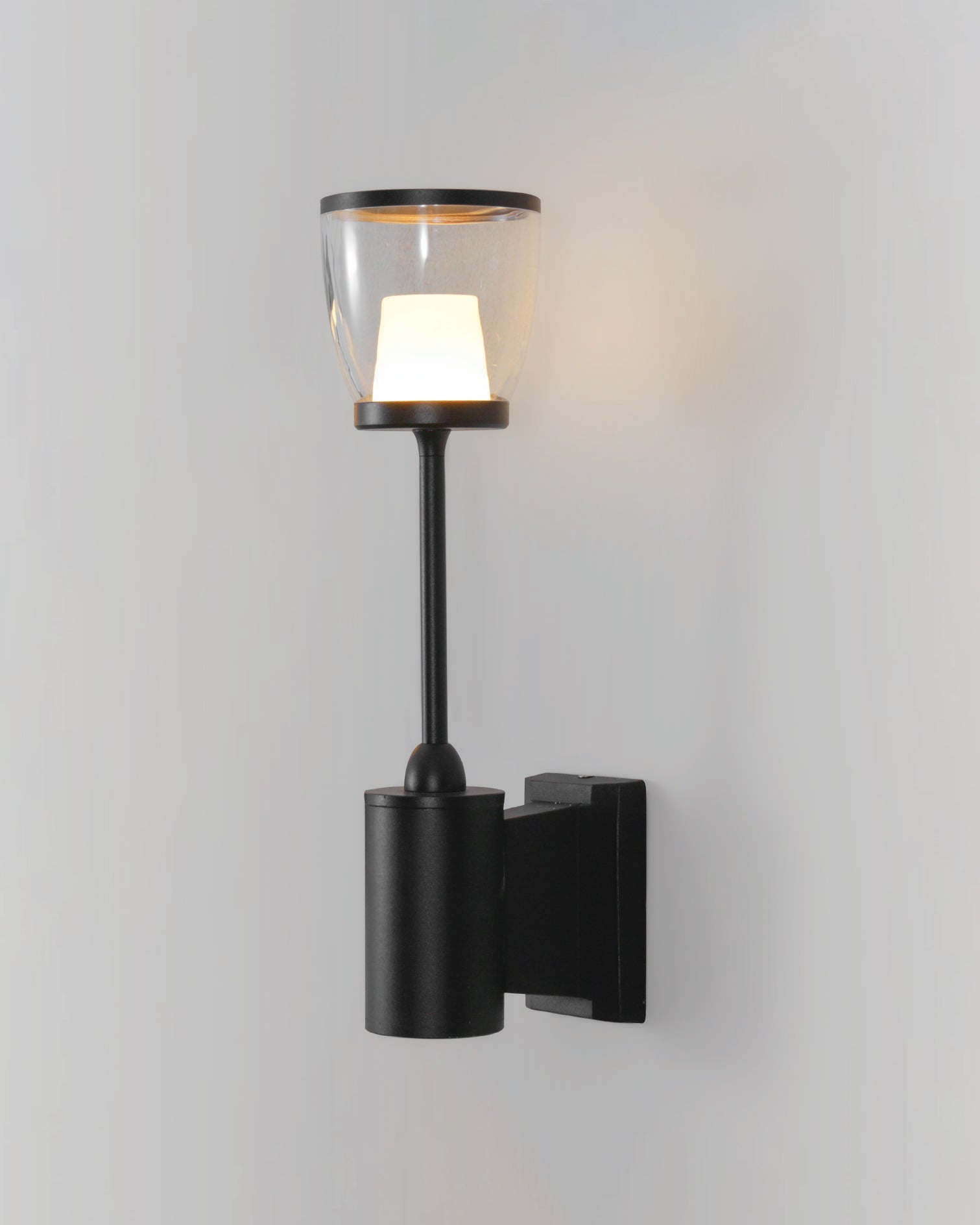 Eclipse Lumiere Wall Light