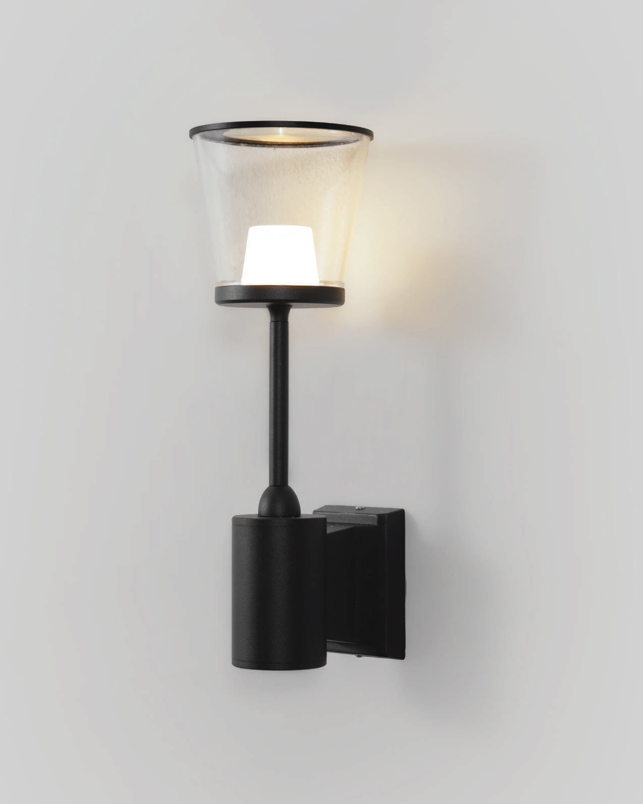 Eclipse Lumiere LED Wall Light