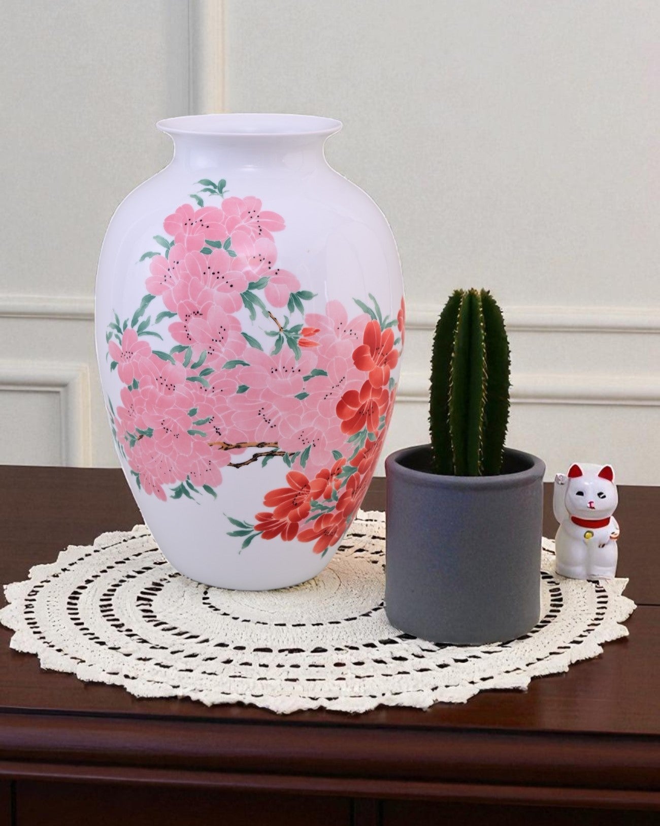 Fencai Blossom Bone China Vase