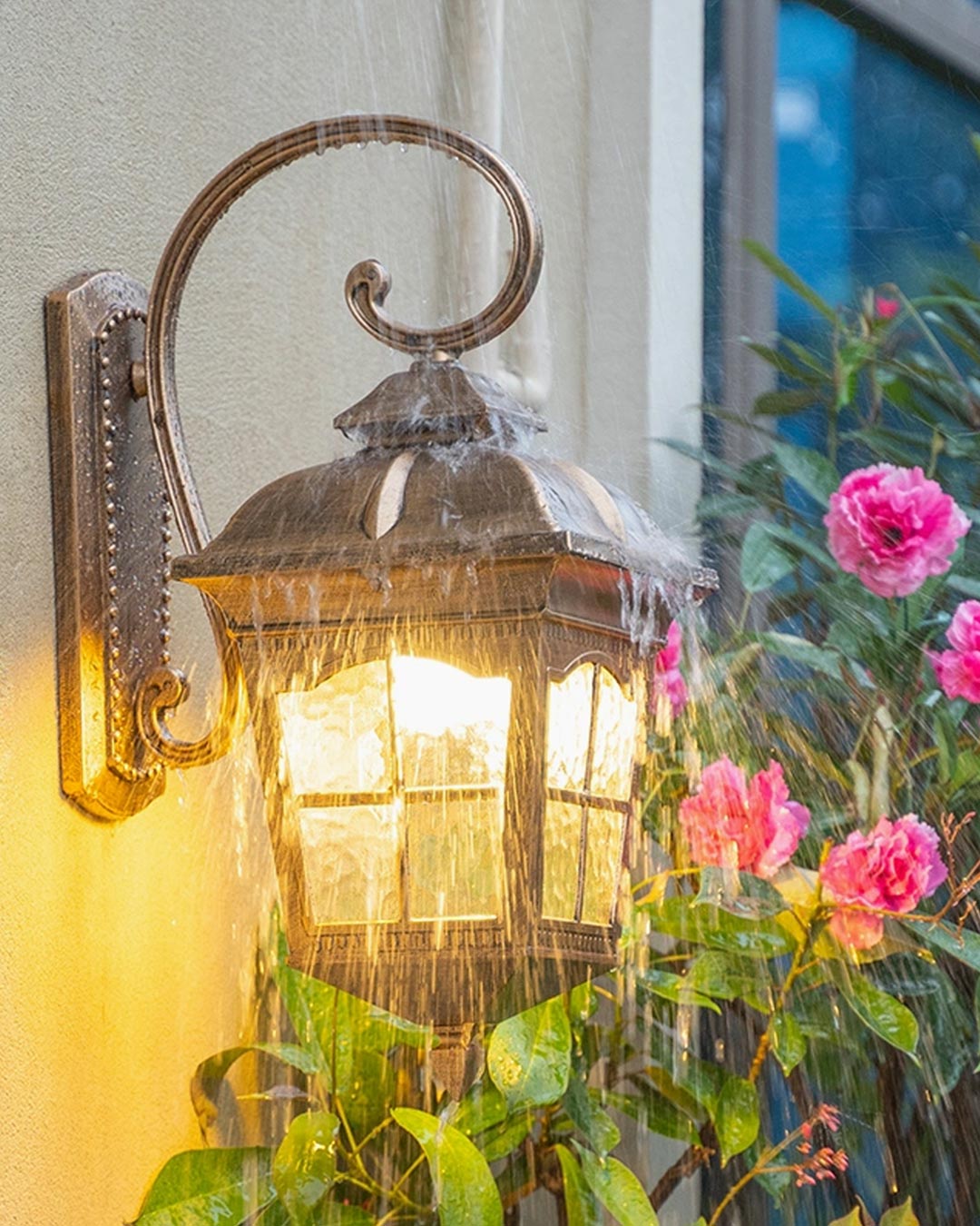Outdoor Garden Wall Lamp - The Decor Kart