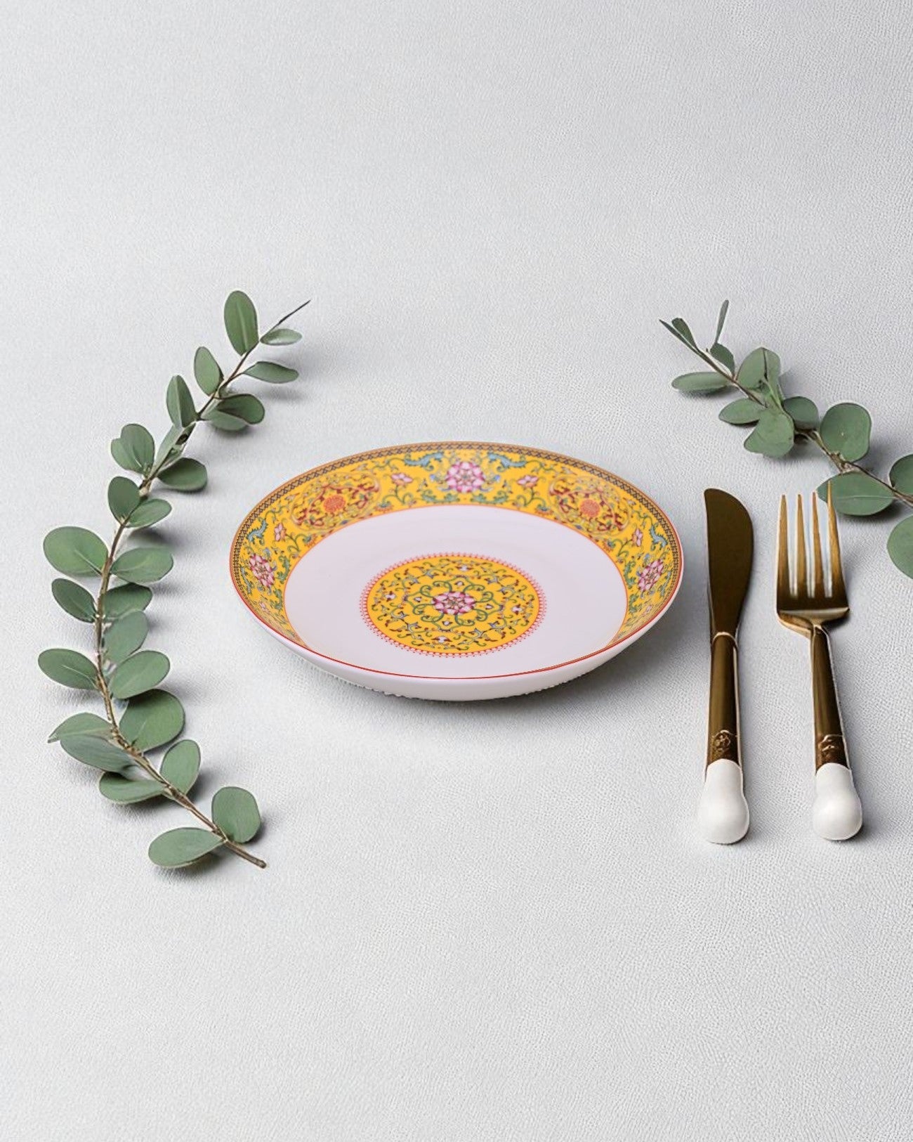 Vintage Floral Charm Pasta Plate - Yellow