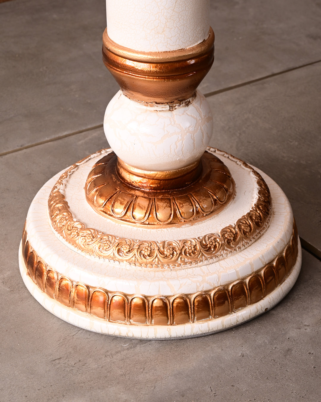 Regal Roman Pedestal Clock